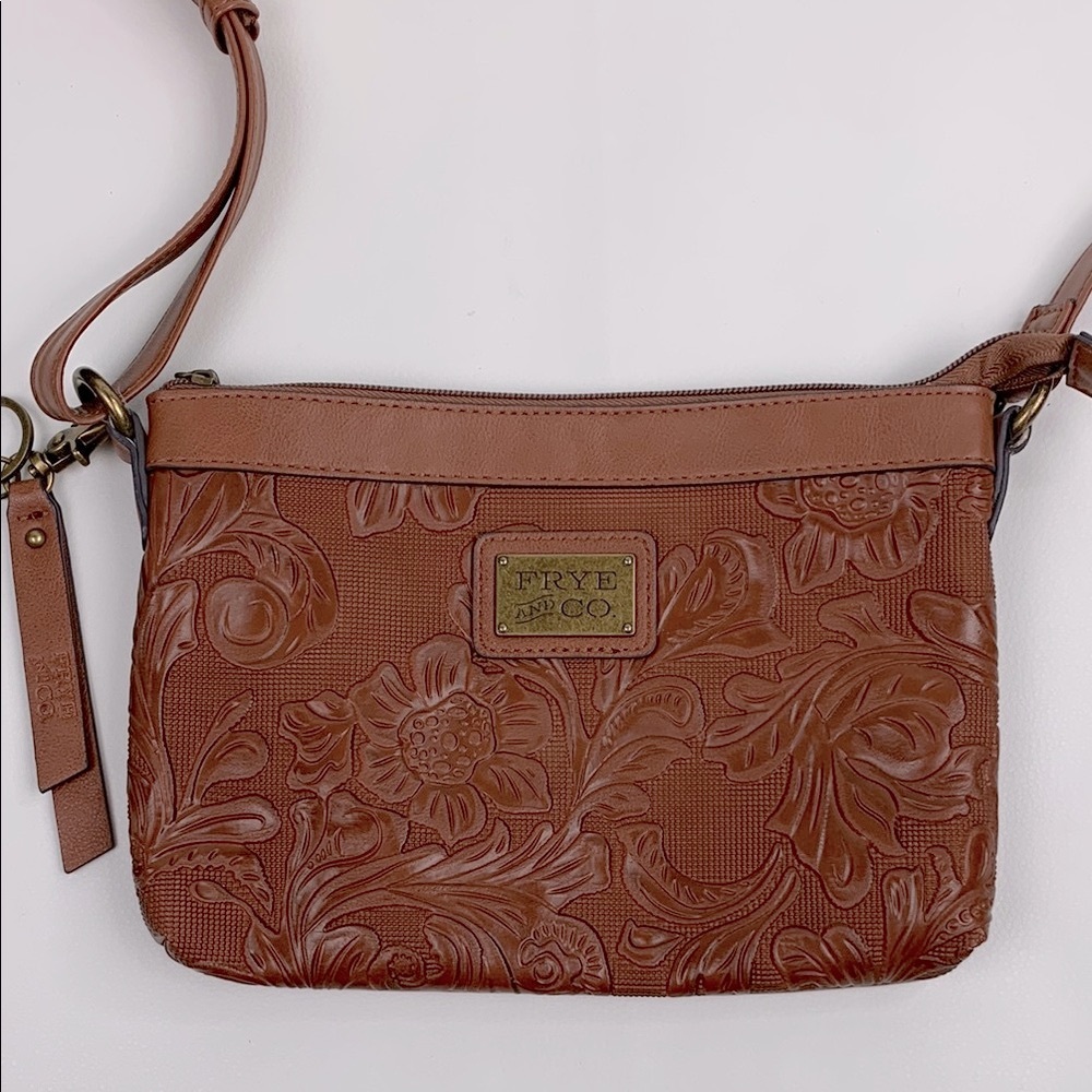 Frye and Co Brown Embossed Crossbody Bag Brass hardware zip Keychain NEW
